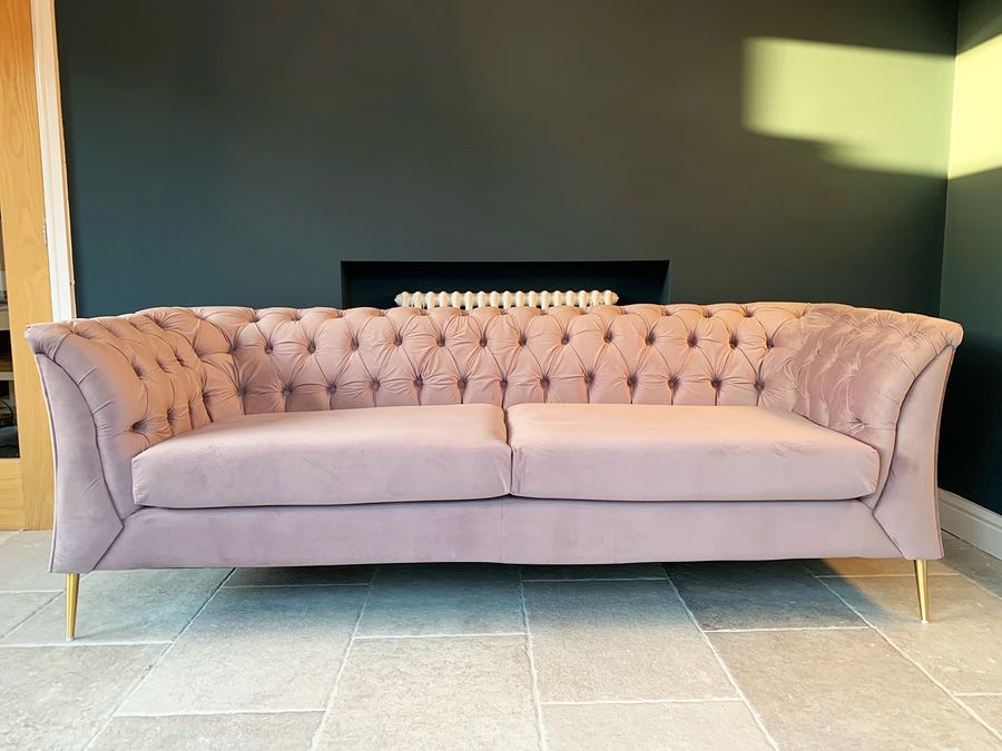 incompleet vergeten houd er rekening mee dat My Picture - Lilac sofa Chesterfield Modern, velour material, gold legs |  SLF24