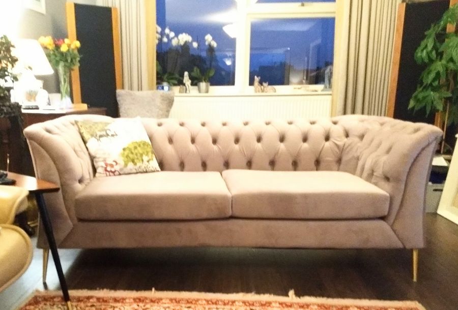 Small grey Chesterfield Modern sofa