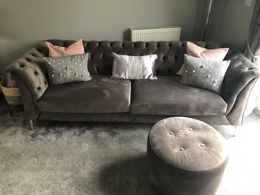Welurowa sofa Chesterfield Modern