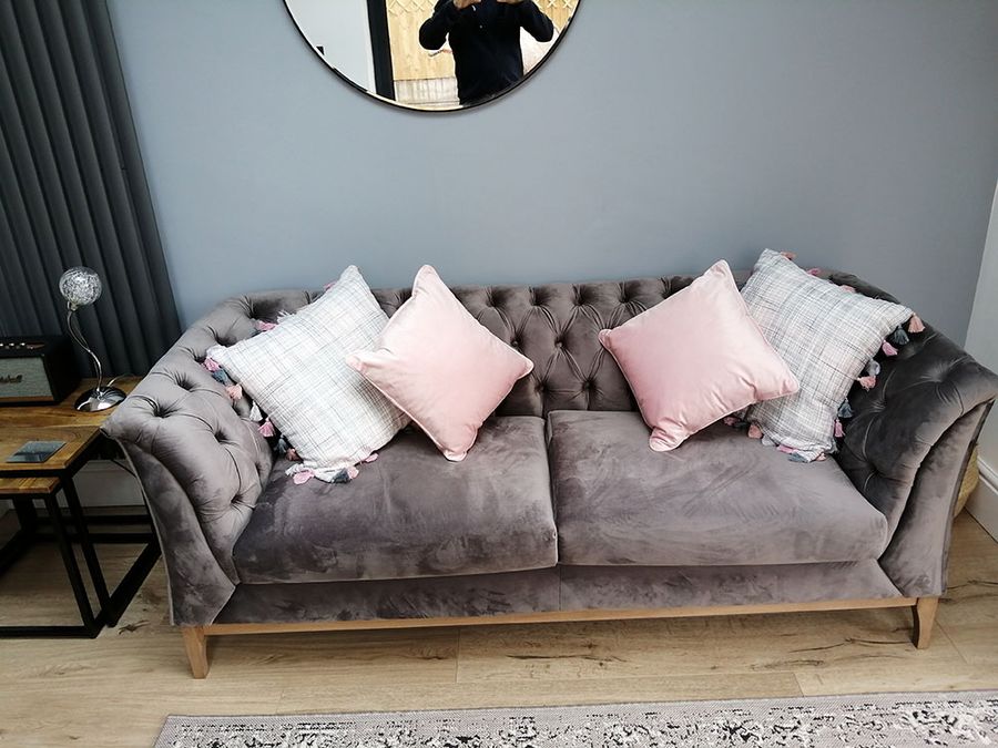Chesterfield Modern 2.5-seater sofa from Andy
