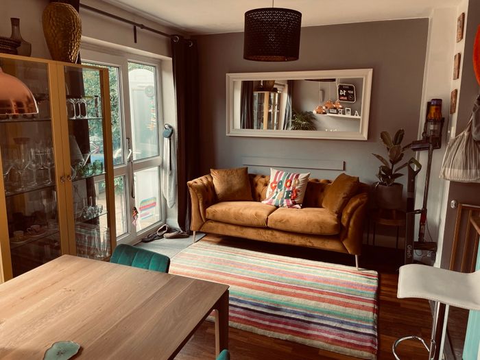 Chesterfield Modern Sofa - Steve