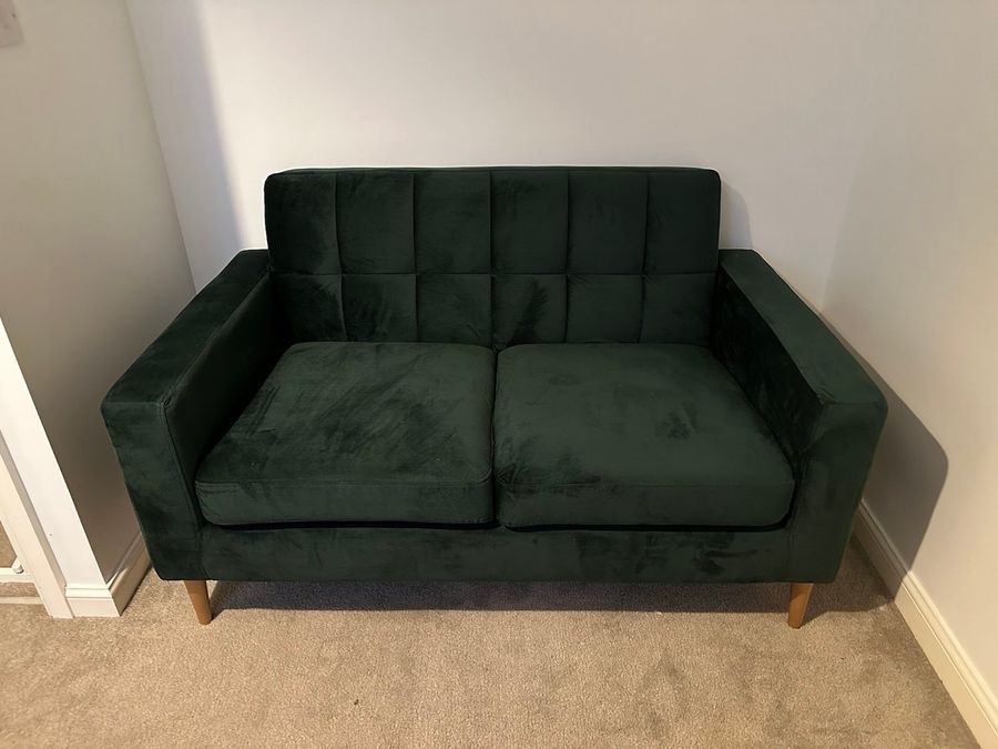 Neat Sofa - Deb