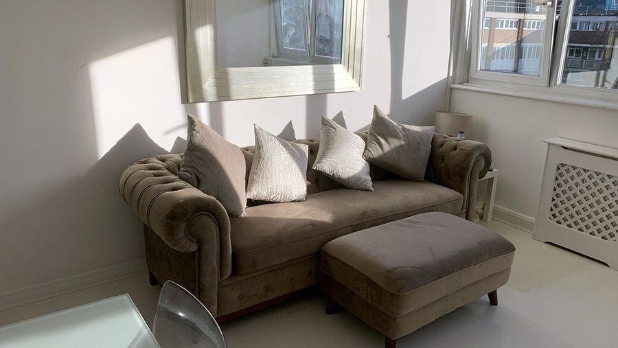 Chesterfield Grand Sofa - Jessie