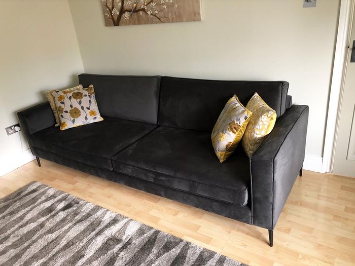 Eaz Sofa - Malik