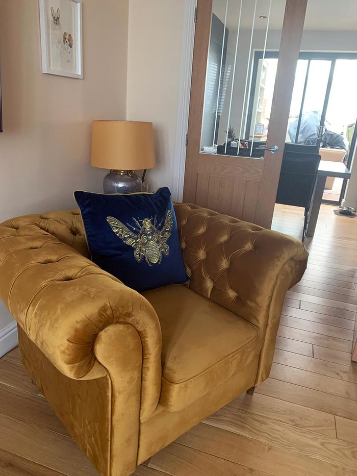 Chesterfield Armchair - Moira