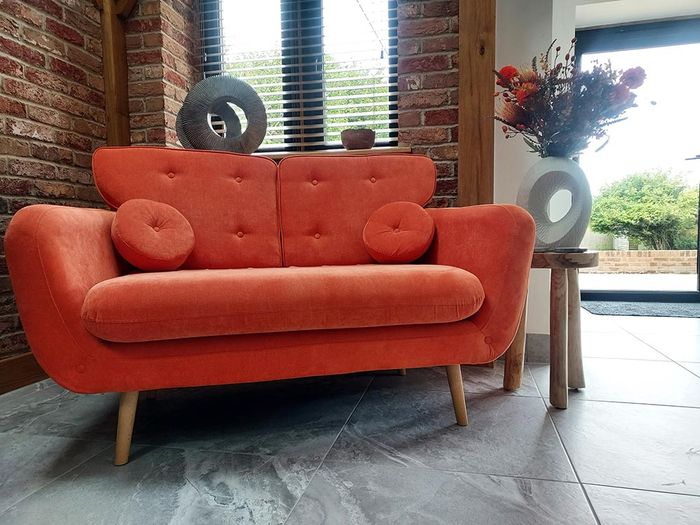 Rea Sofa - Holly
