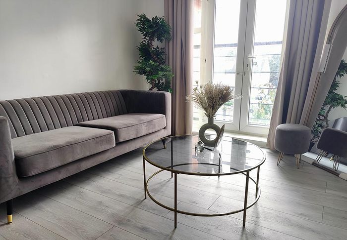 Slender Sofa - Nahida