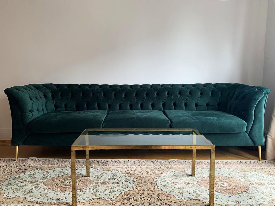 Ciemnozielona sofa Chesterfield Modern od Asal