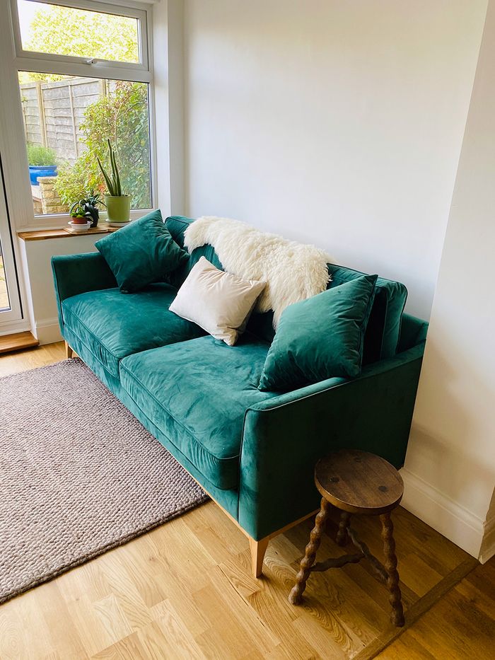 Linara Sofa - Josie