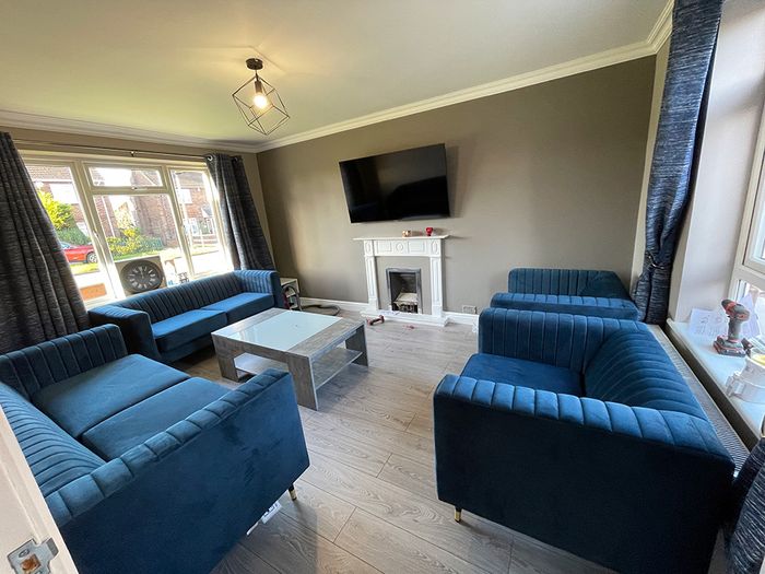 Slender Sofas - Esi