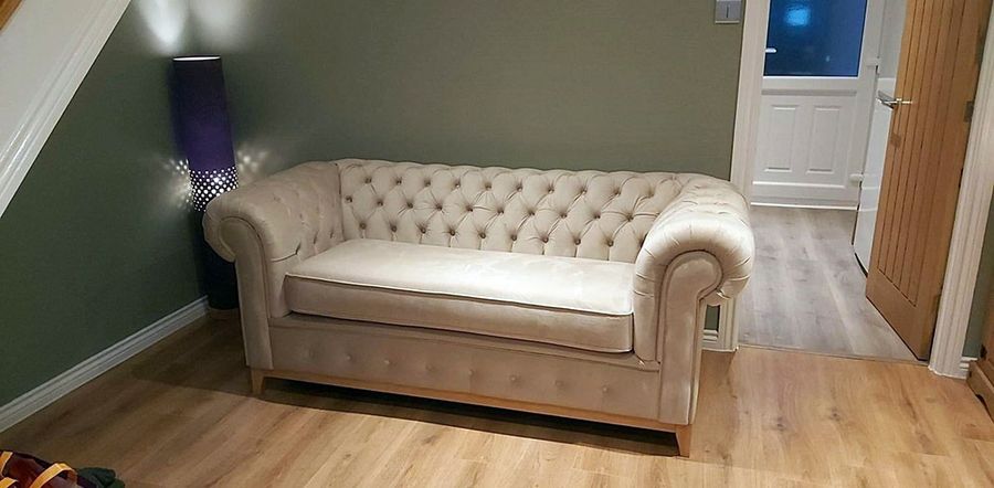 Beige Chesterfield Grand sofa from Ellie